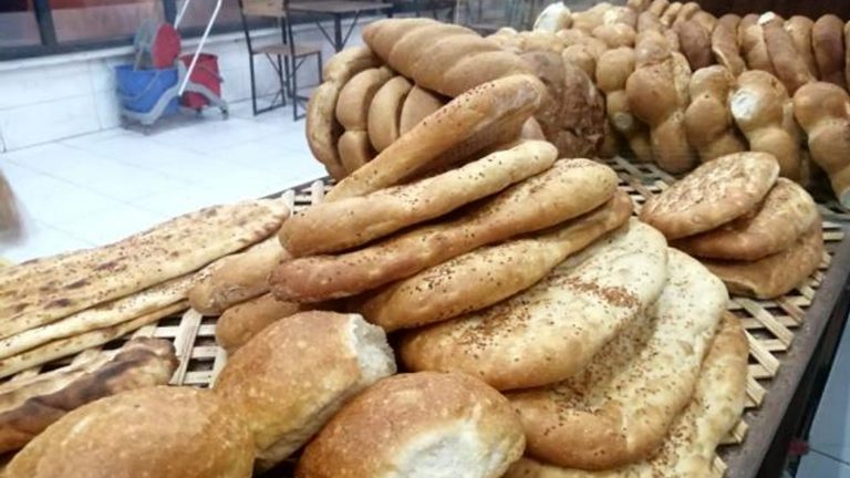 MUĞLA, MİLAS’TA FIRINCI OLAN BİR İŞLETMEDEN ÖRNEK DAVRANIŞ PANDEMİ SÜRECİNDE EKMEK FİYATINI 1 TL’YE DÜŞÜRDÜ…