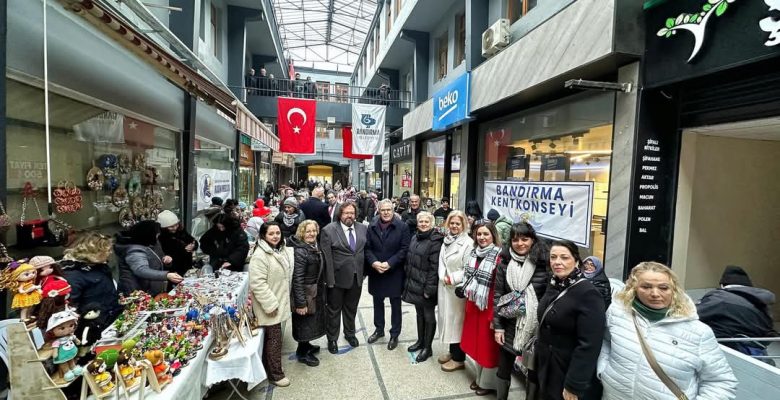 SEVGİLİLER GÜNÜ ALIŞVERİŞ GÜNLERİ ETKİNLİĞİ KAPILARINI AÇTI